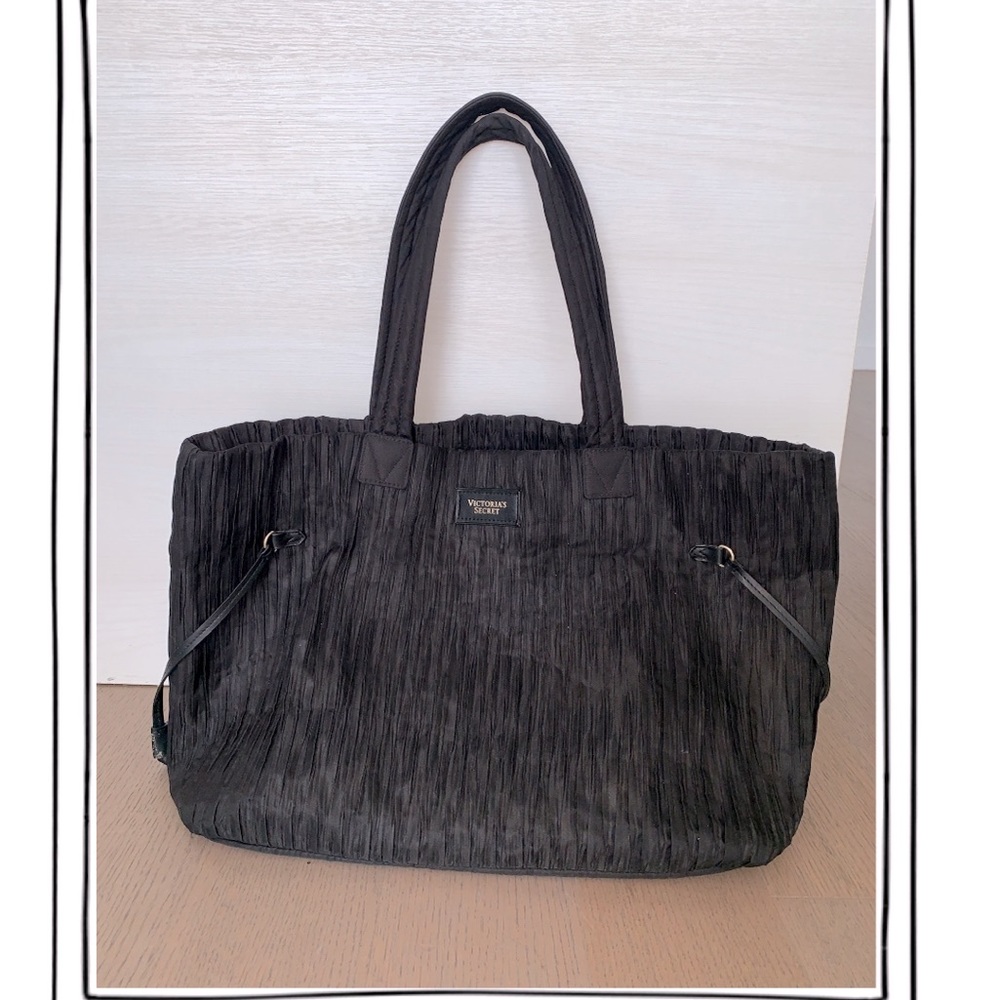 VICTORIA’S SECRET LIMITED EDITION SATIN TOTE